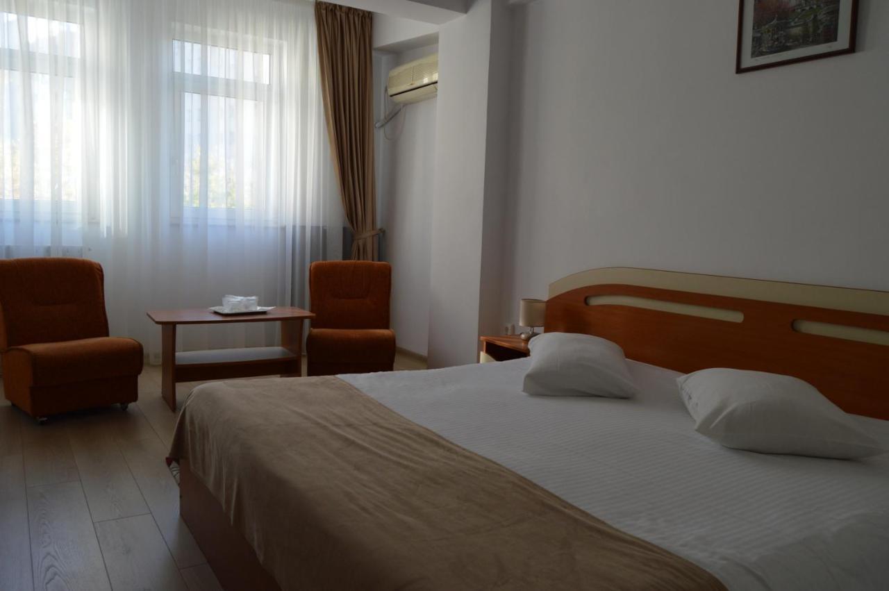 Hotel Maria Constanta Luaran gambar