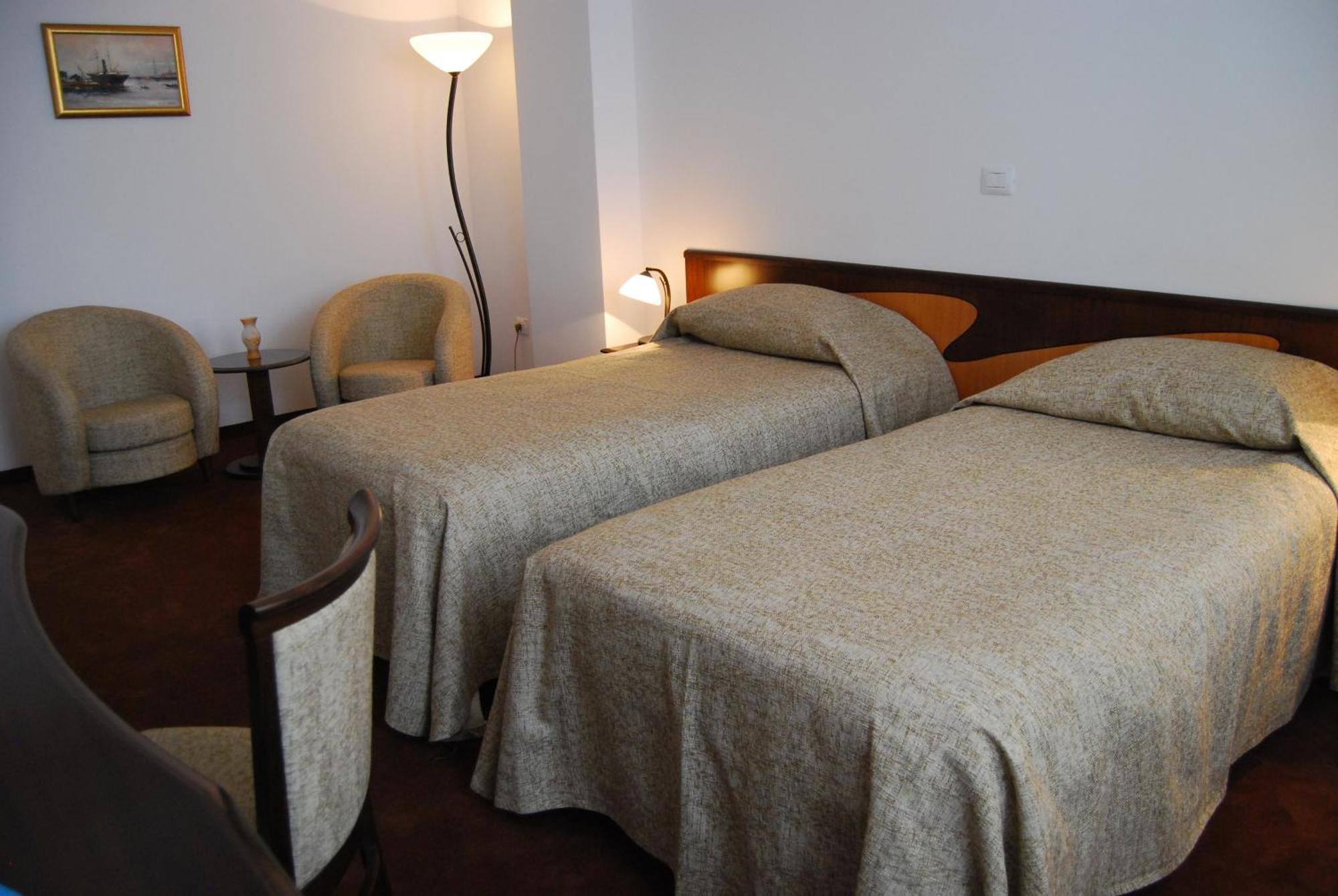 Hotel Maria Constanta Luaran gambar